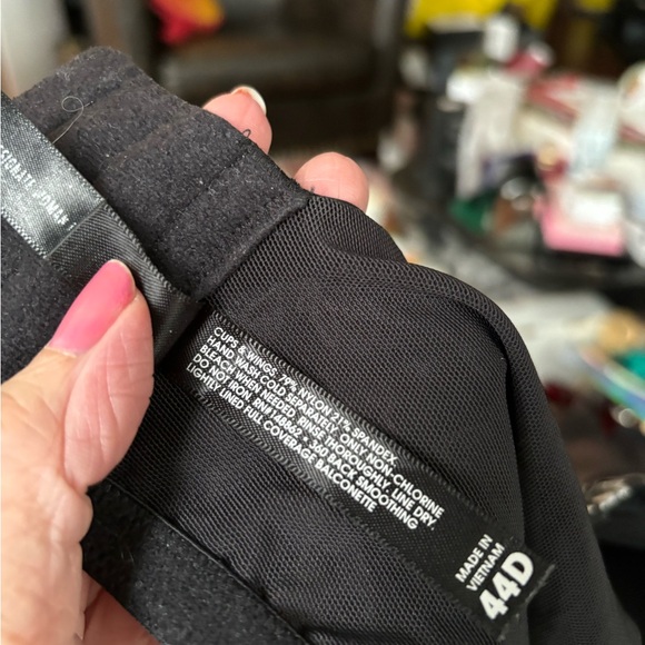 Torrid Curve Black/White Floral Full Support Fosm Cups Underwire Bra Size 44D. - Picture 6 of 6